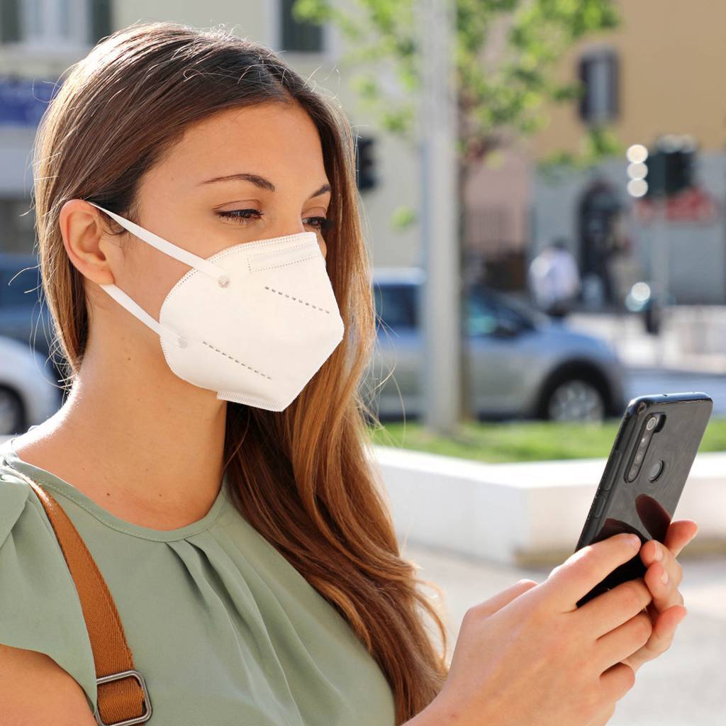 Masque FFP2 personnalisé auto filtrant non réutilisable - Pensée