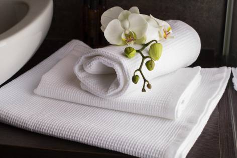 Serviette de bain personnalisée 100% coton peigné 70x140cm 280 g/m² - Hypatie